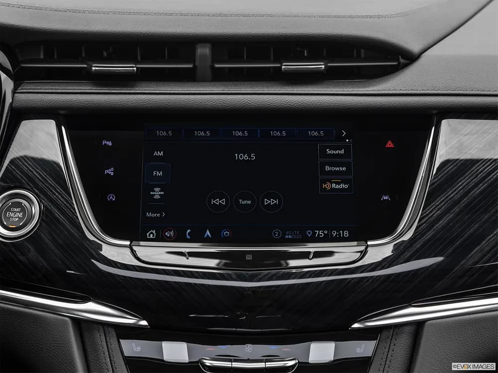 XT6