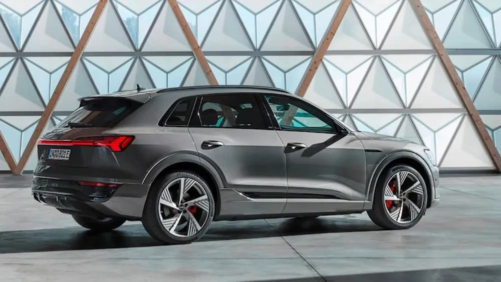 Q8 e-tron
