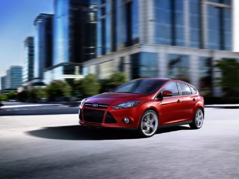 1.6L Hatchback