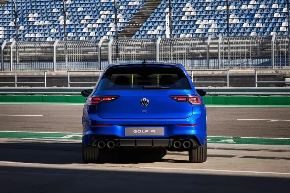 Golf R