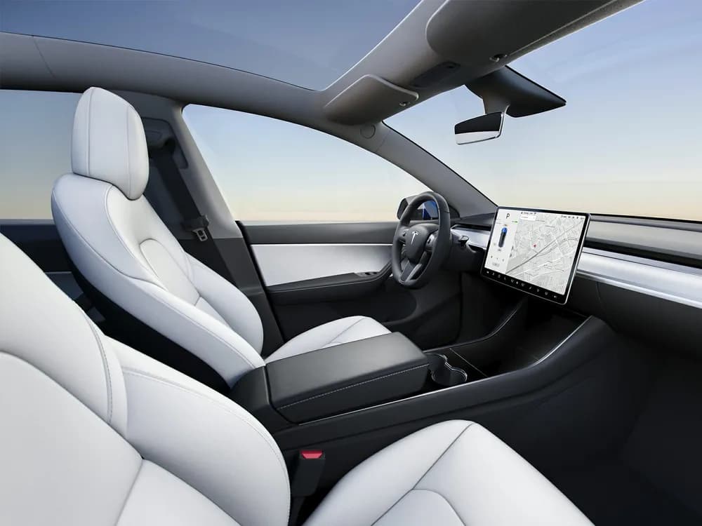 Performance (AWD)