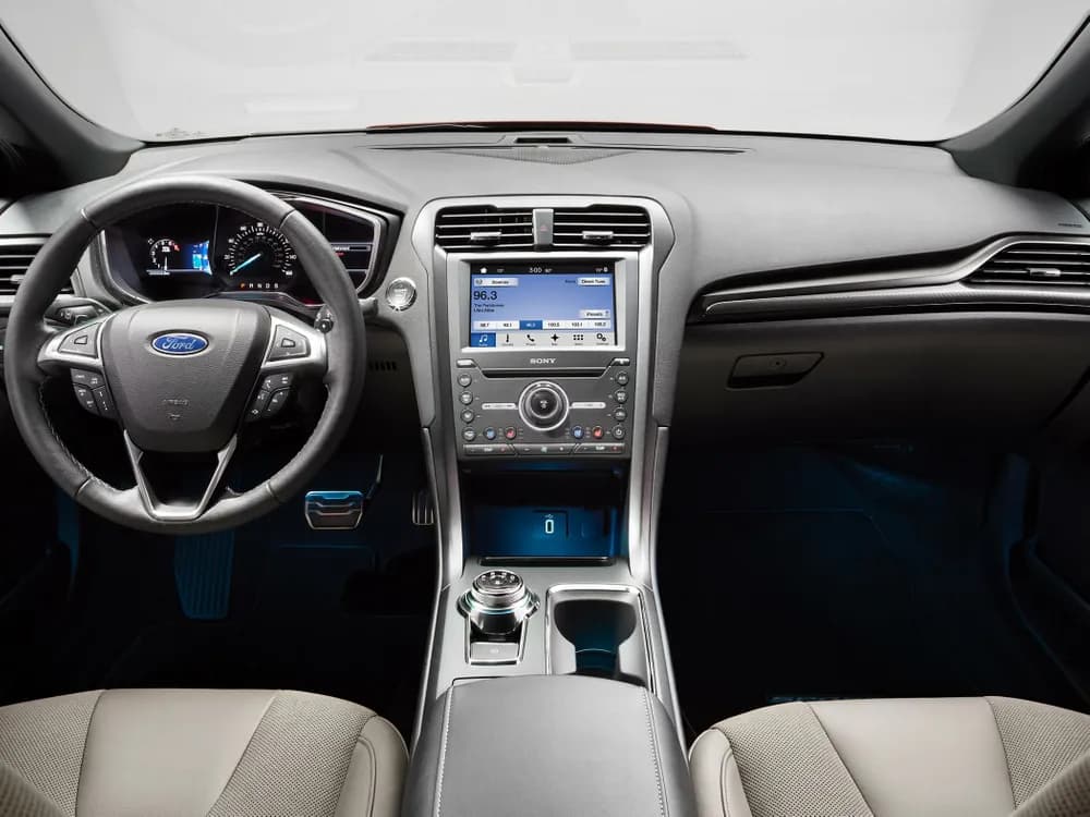 2.0L SE