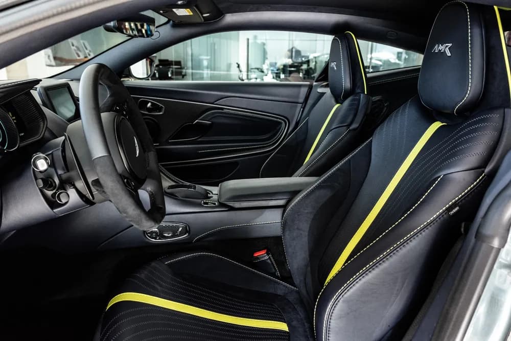 DB11 AMR
