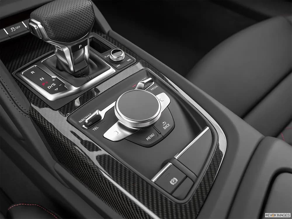 R8 Coupe