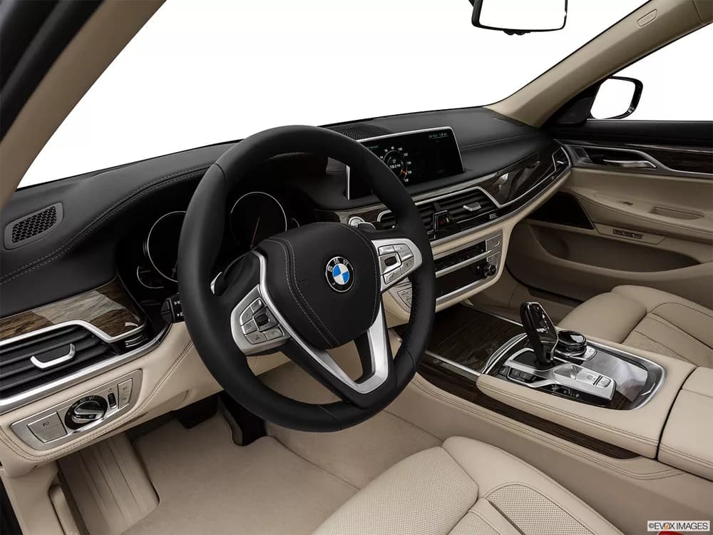 BMW 7 Series 2018 740Li