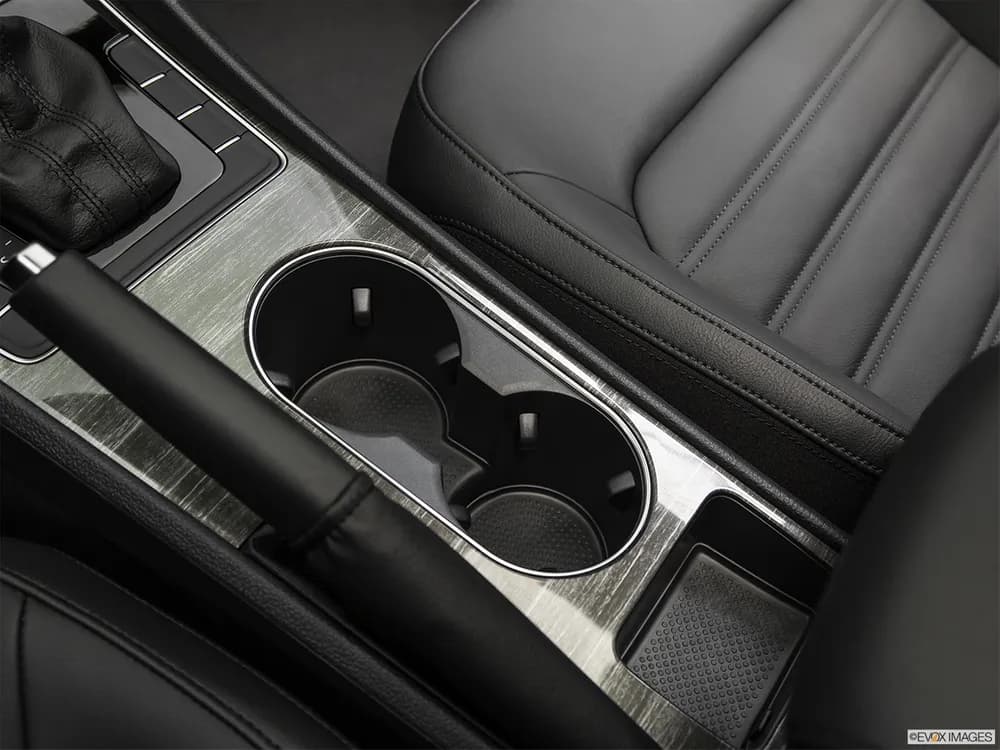 Volkswagen Passat 2018 2.5L SEL