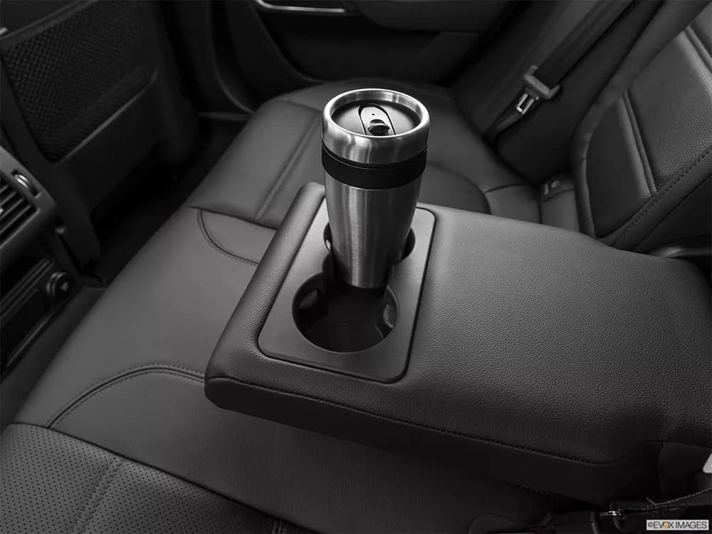 Jaguar XE 2020 2.0T R-Dynamic (250 PS)