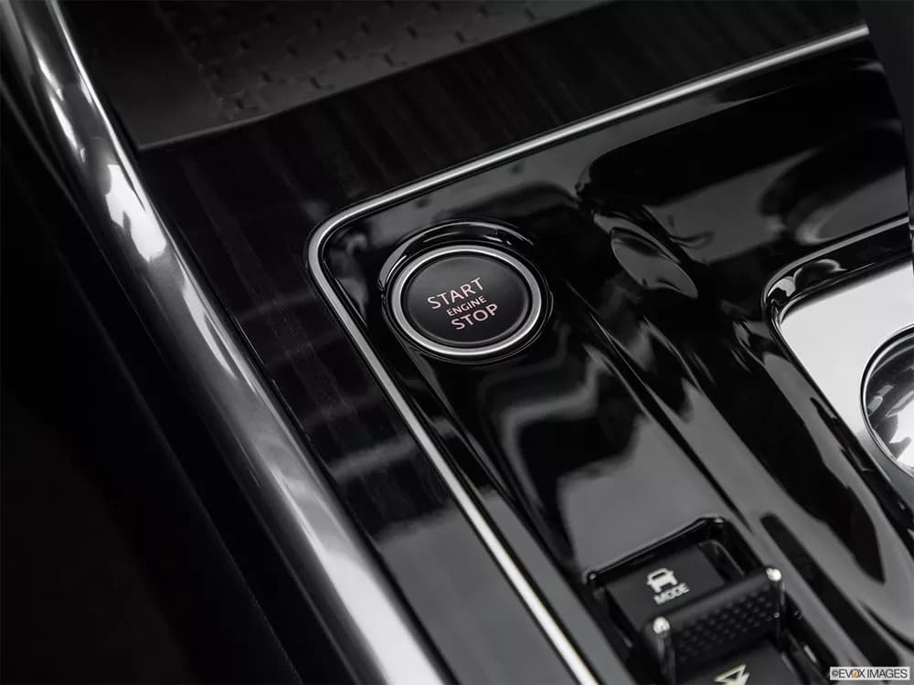 Jaguar XE 2020 2.0T R-Dynamic (250 PS)