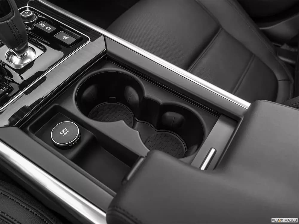 Jaguar XE 2020 2.0T R-Dynamic (250 PS)