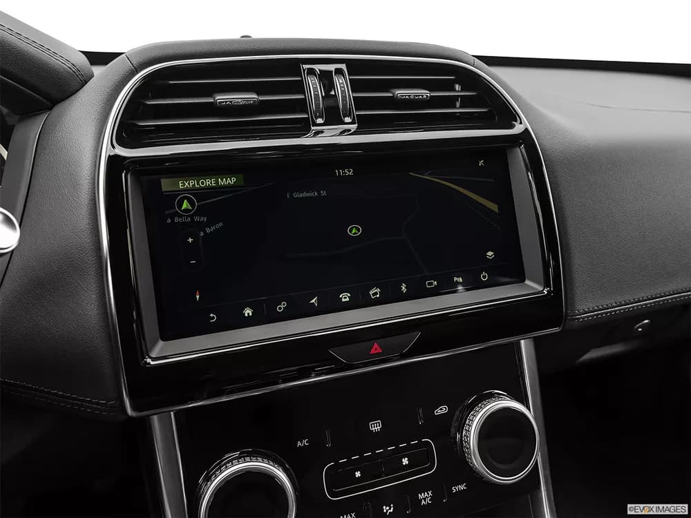 Jaguar XE 2020 2.0T R-Dynamic (250 PS)