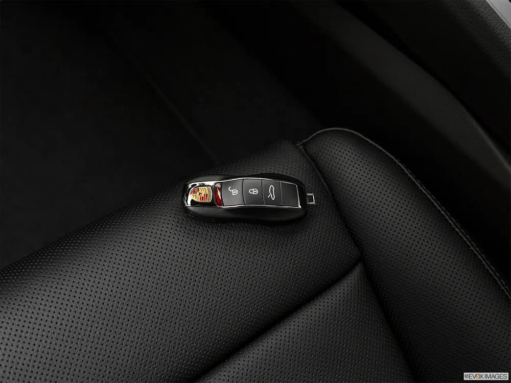 Porsche 911 2019 Carrera GTS