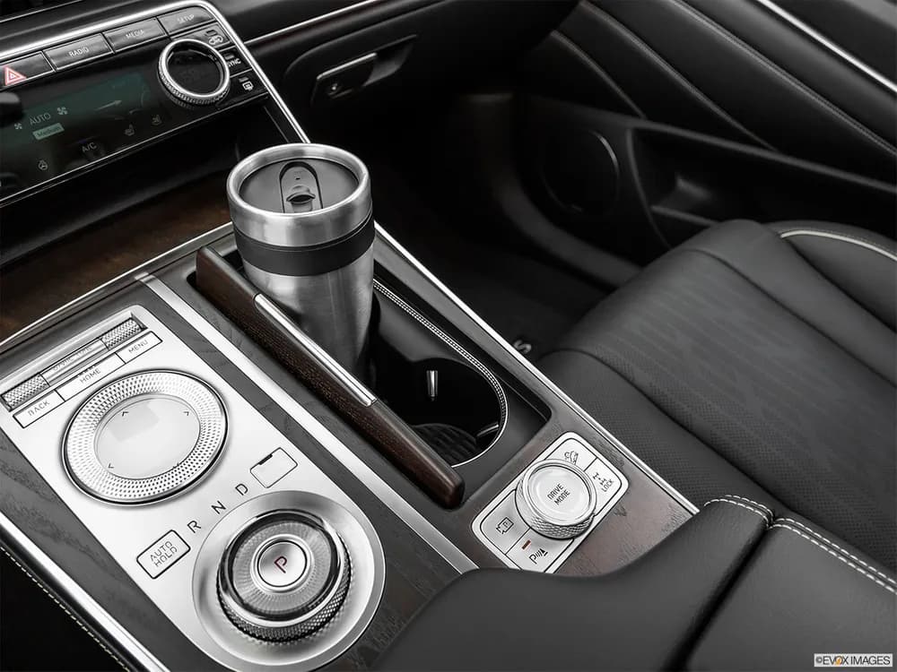 جينيسيس GV80 2022 2.5T Prestige AWD