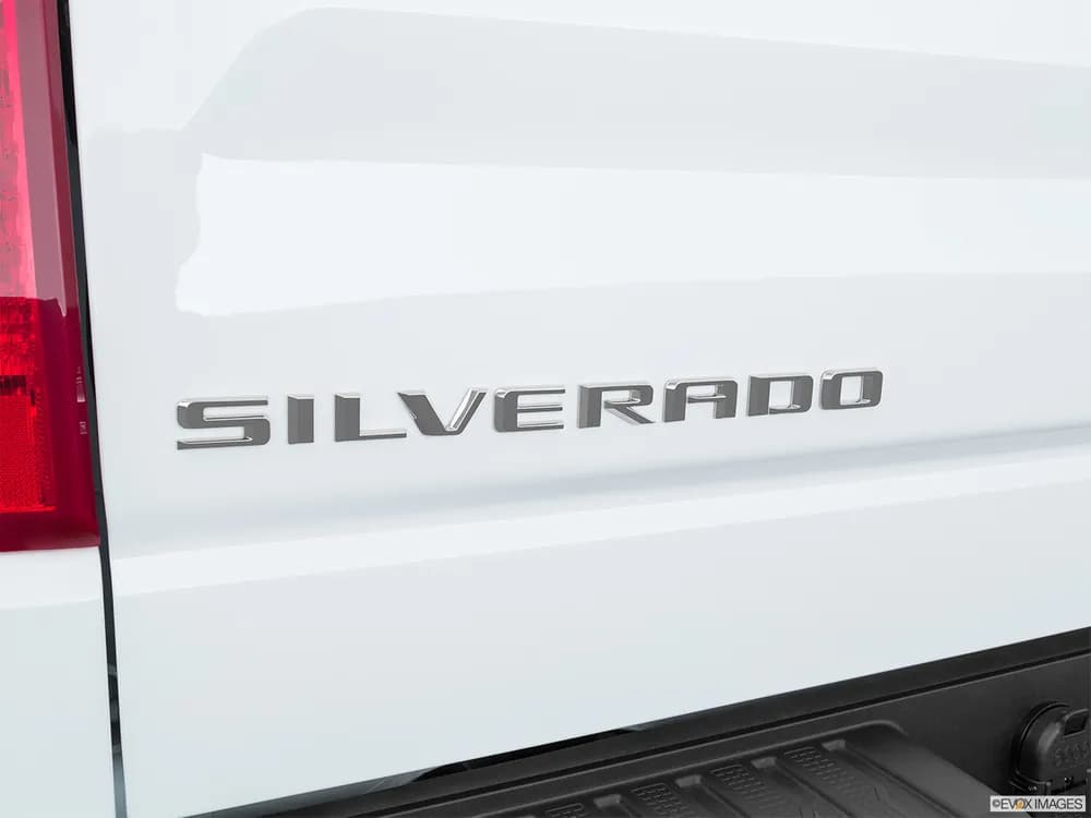 Chevrolet Silverado 2022 4.3L V6 WT