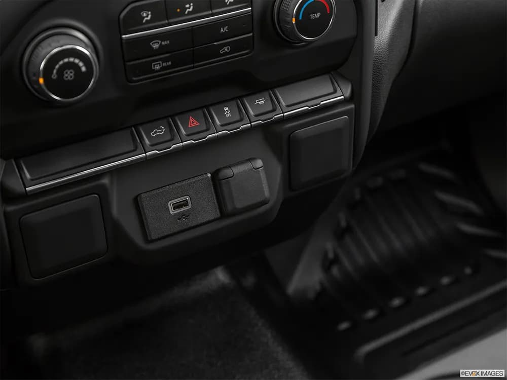 Chevrolet Silverado 2022 4.3L V6 WT