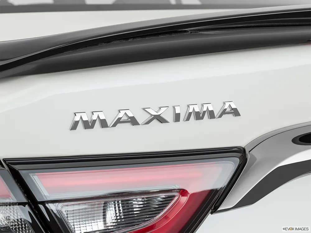 Nissan Maxima 2022 3.5L SR2
