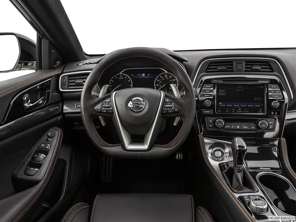 Nissan Maxima 2022 3.5L SR2