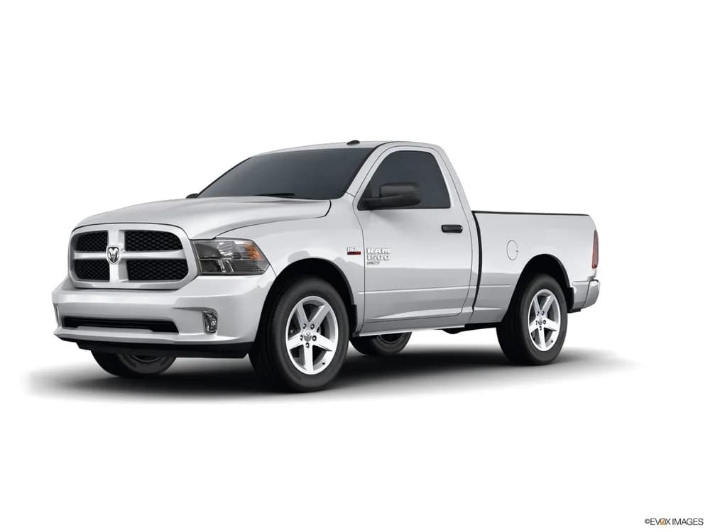 RAM 1500 Classic 2022 5.7L Express (Regular Cab)