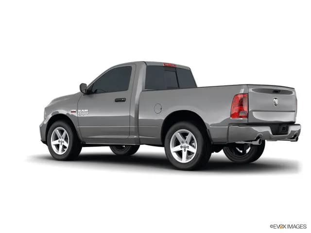RAM 1500 Classic 2022 5.7L Express (Regular Cab)