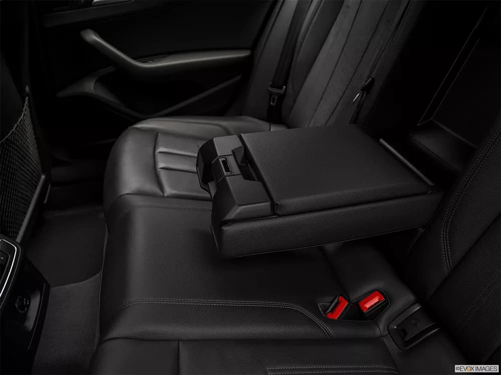 Audi A4 2018 45 TFSI quattro Design (252 HP)