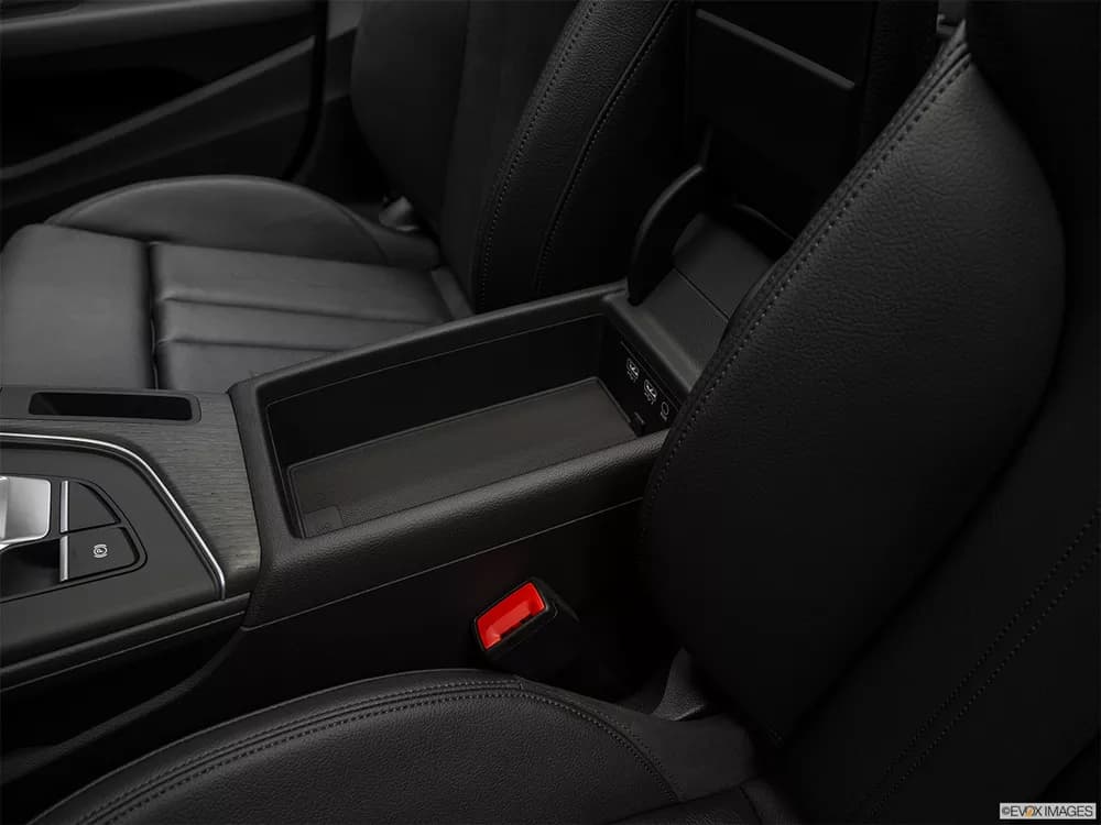 Audi A4 2018 45 TFSI quattro Design (252 HP)