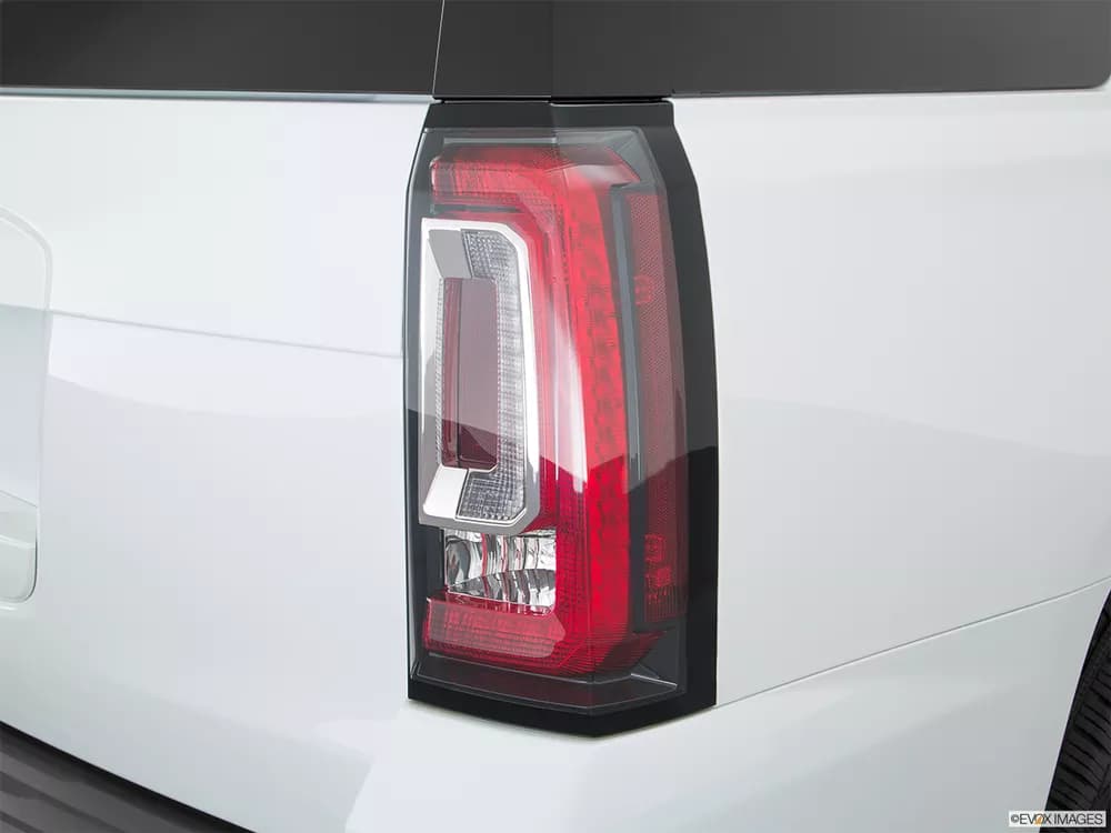 GMC Yukon 2018 5.3L SLE (2WD)
