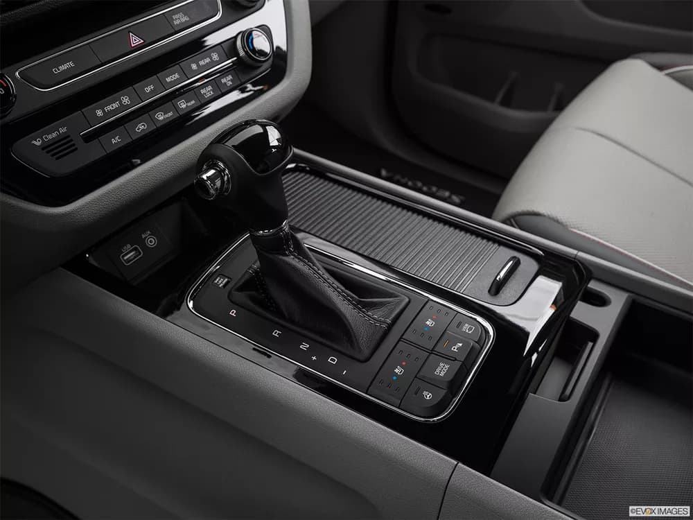 Kia Carnival 2018 3.3L Top