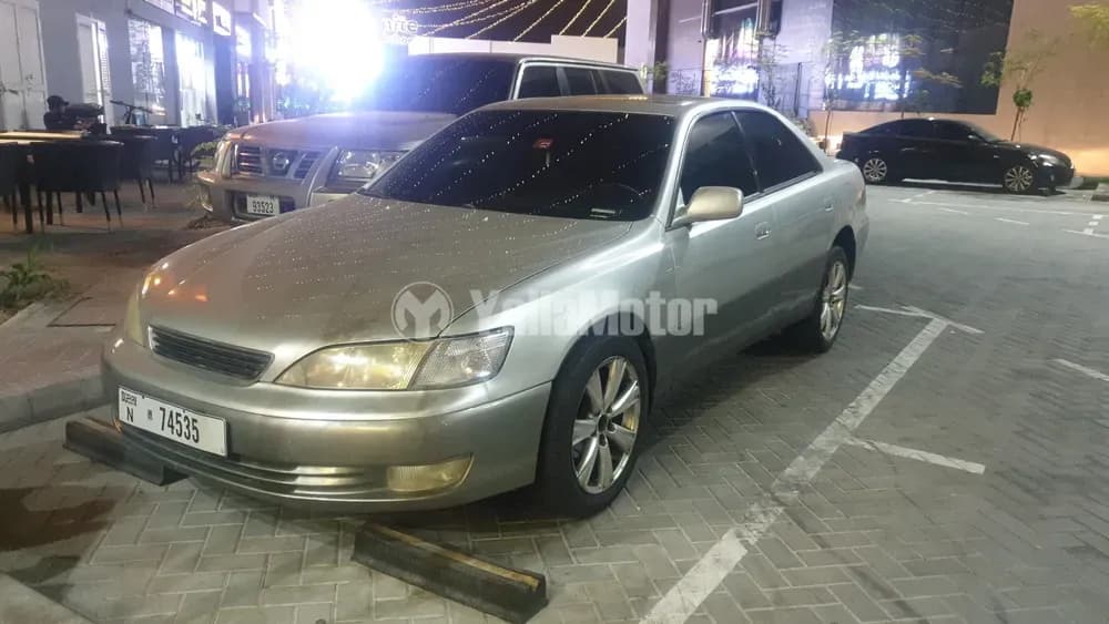 لكزس إي أس 350 4 door 3.5L 2000 مستعملة