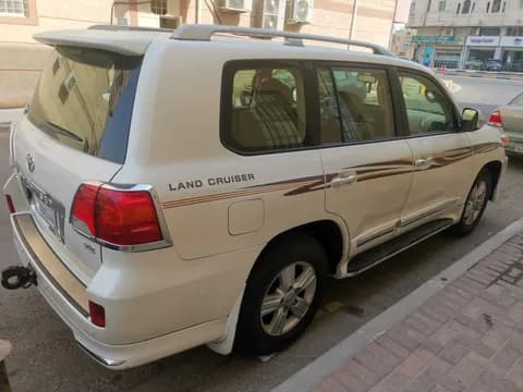 Used Toyota Land Cruiser 2013
