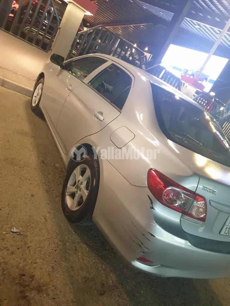 Used Toyota Corolla 2013