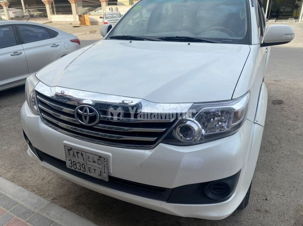 Used Toyota Fortuner 2015