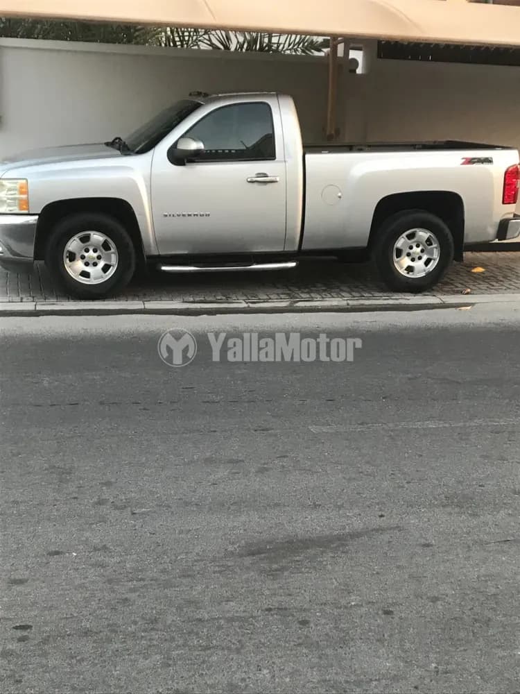 مستعملة شفروليه سلفرادو 4.3L V6 WT 2011