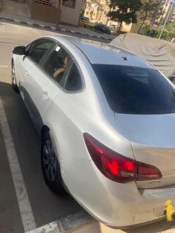 أوبل أسترا Turbo 2020 مستعملة أوبل أسترا Turbo 2020 مستعملة used_cars.forSale