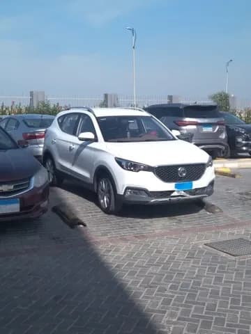 إم جي زي اس 1.5L COM 2021 مستعملة إم جي زي اس 1.5L COM 2021 مستعملة used_cars.forSale