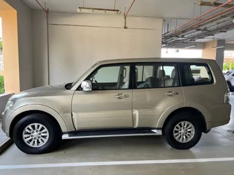 Used Mitsubishi Pajero 3.8L 5 Door 2014 Used Mitsubishi Pajero 3.8L 5 Door 2014 used_cars.forSale