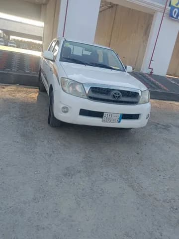 Used Toyota Hilux 2009