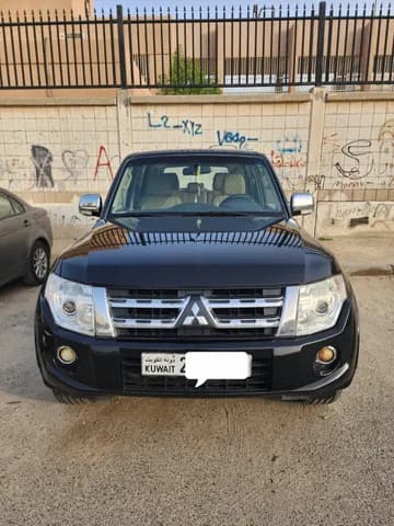 Used Mitsubishi Pajero GLS V6 2013 Used Mitsubishi Pajero GLS V6 2013 used_cars.forSale