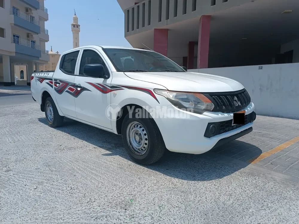 مستعملة ميتسوبيشي أل200 2.4L Double Cab GLS 4WD 2017
