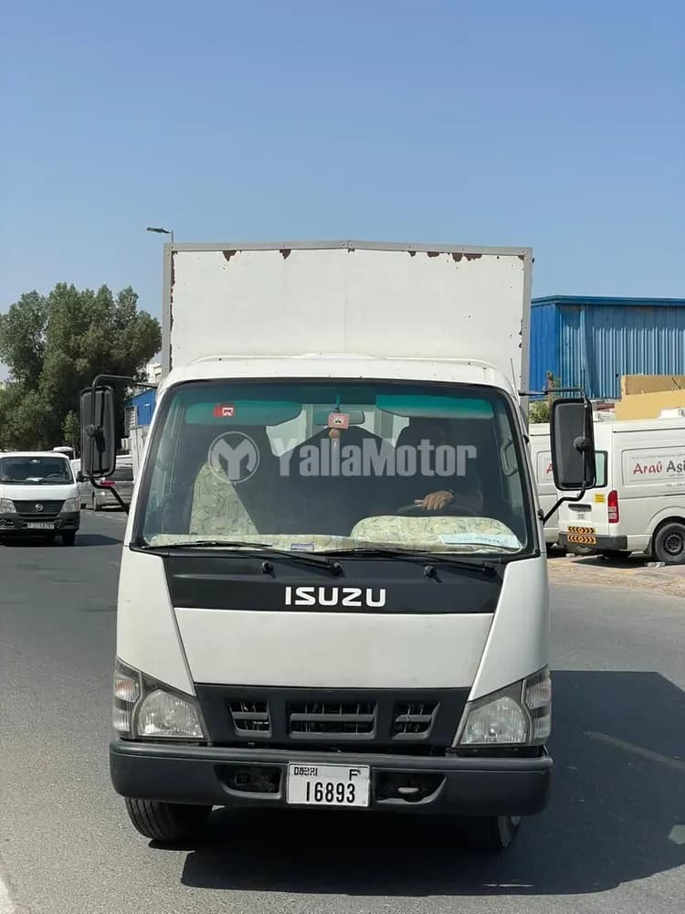 Used Isuzu NPR 2014