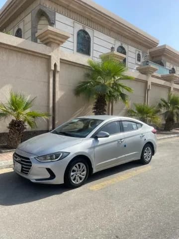 Used Hyundai Elantra 2017