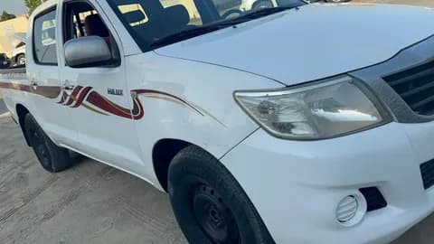 Used Toyota Hilux 2013