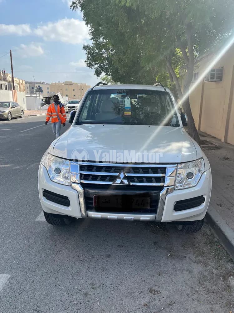 Used Mitsubishi Pajero GLS V6 2017