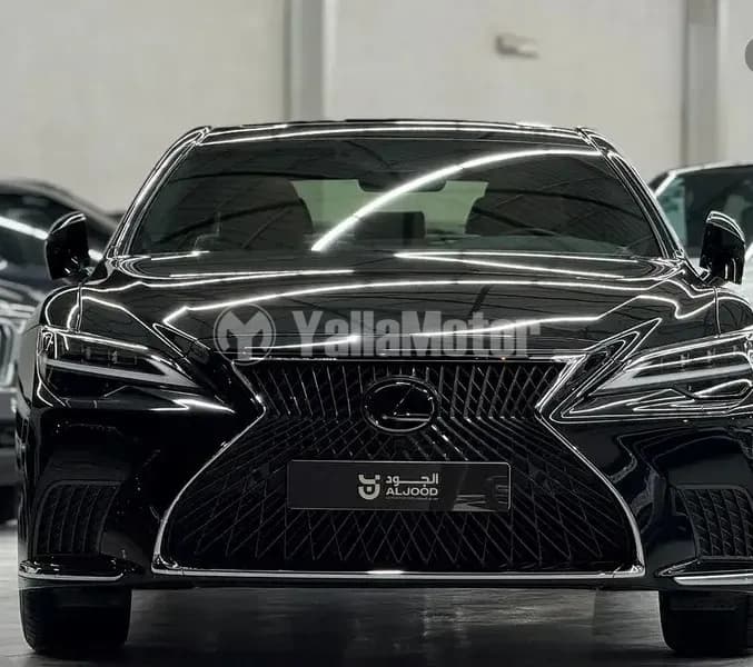 Used Lexus LS 400 2023