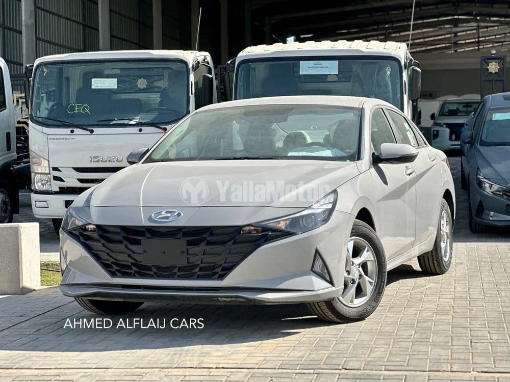 New Hyundai Elantra 2023