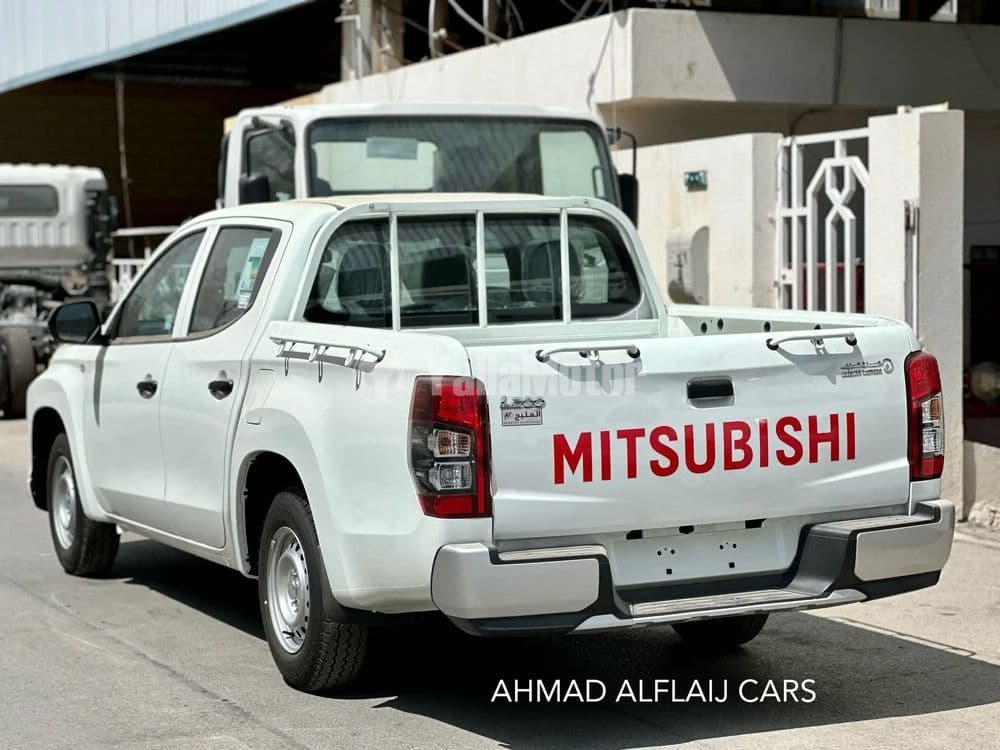 الجديد ميتسوبيشي أل200 2023