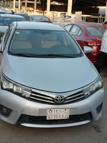 Used Toyota Corolla 2014
