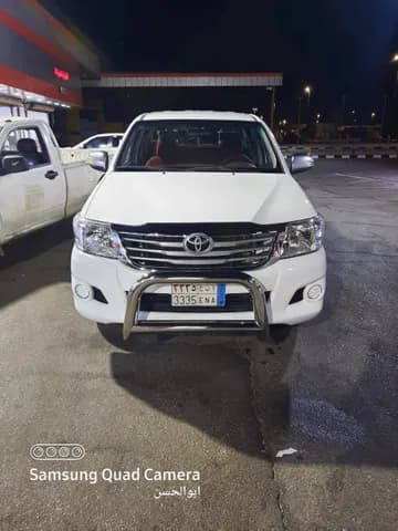 Used Toyota Hilux 2013