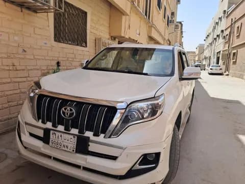 Used Toyota Land Cruiser Prado 2014