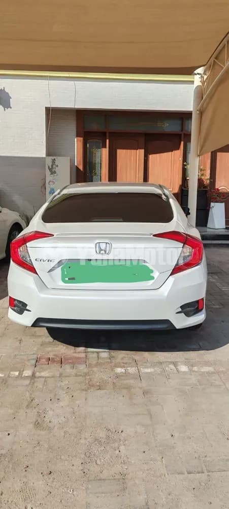 هوندا سيفيك 1.5T Sport 2017 مستعملة