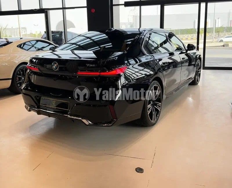 الجديد بي إم دبليو الفئة السابعة 2024