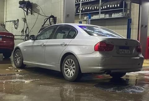Used BMW 3 Series Sedan 316i 2010 Used BMW 3 Series Sedan 316i 2010 used_cars.forSale